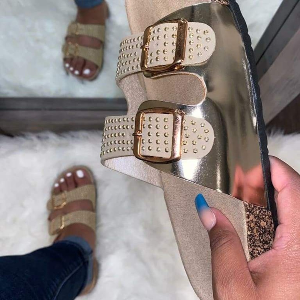 Women sandals